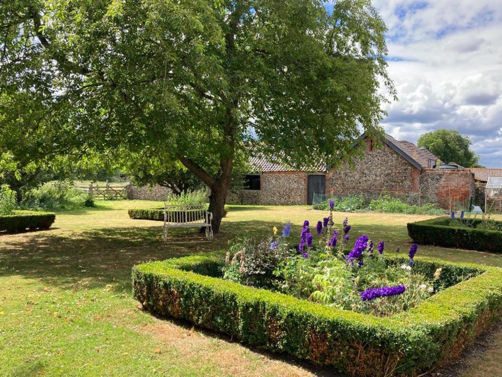 Bed and Breakfast Grange Farm Thetford Esterno foto